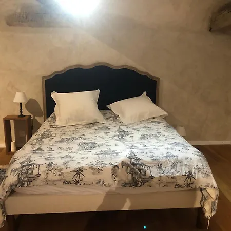 Casa de hóspedes La Maison 3*